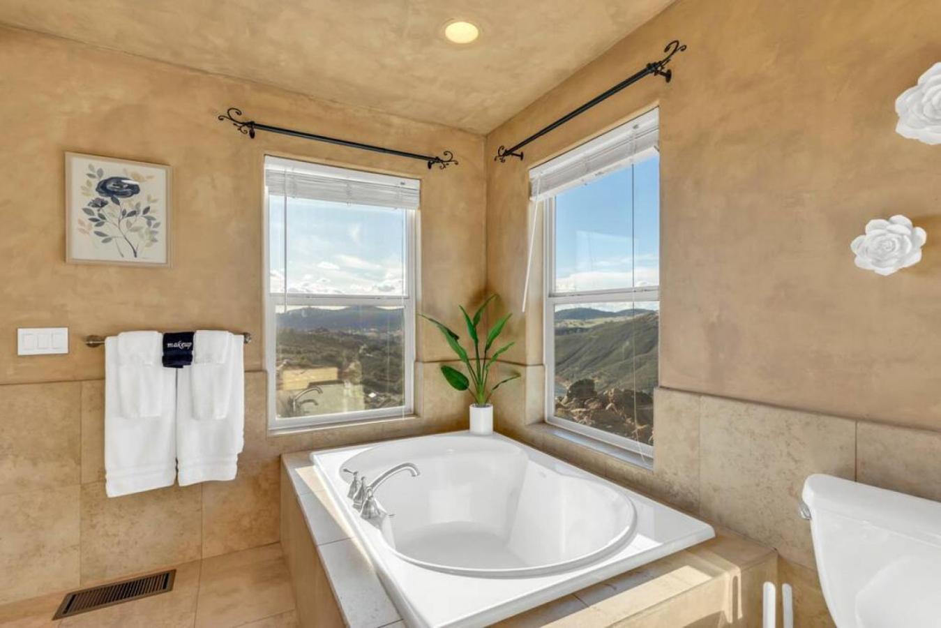 House In The Clouds El Dorado Hills Exterior foto